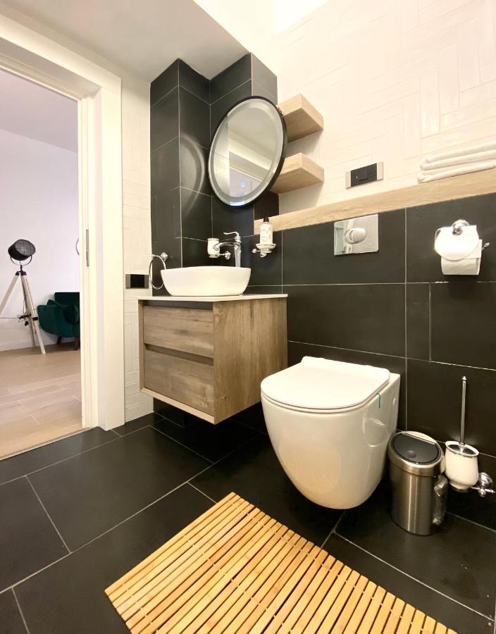 10 Council Square Apartment Брашов Екстериор снимка