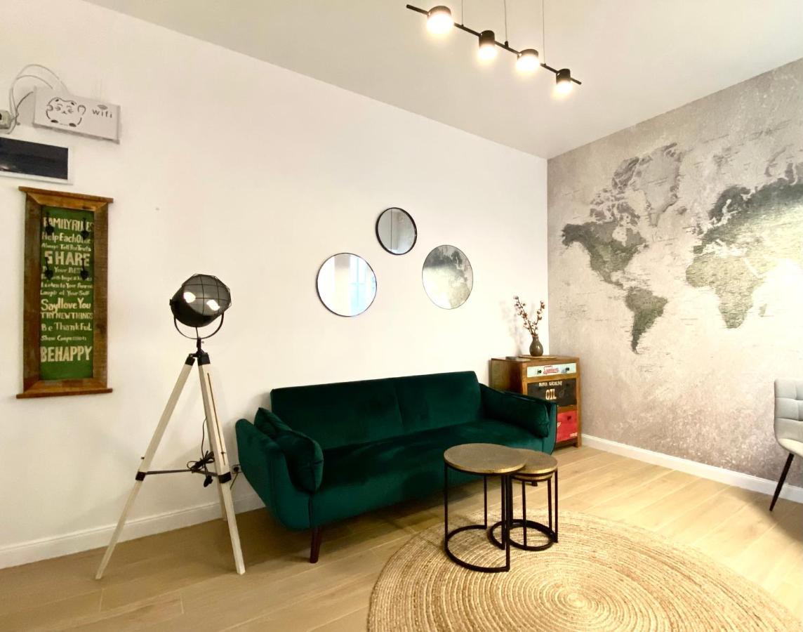 10 Council Square Apartment Брашов Екстериор снимка