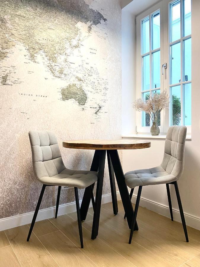 10 Council Square Apartment Брашов Екстериор снимка