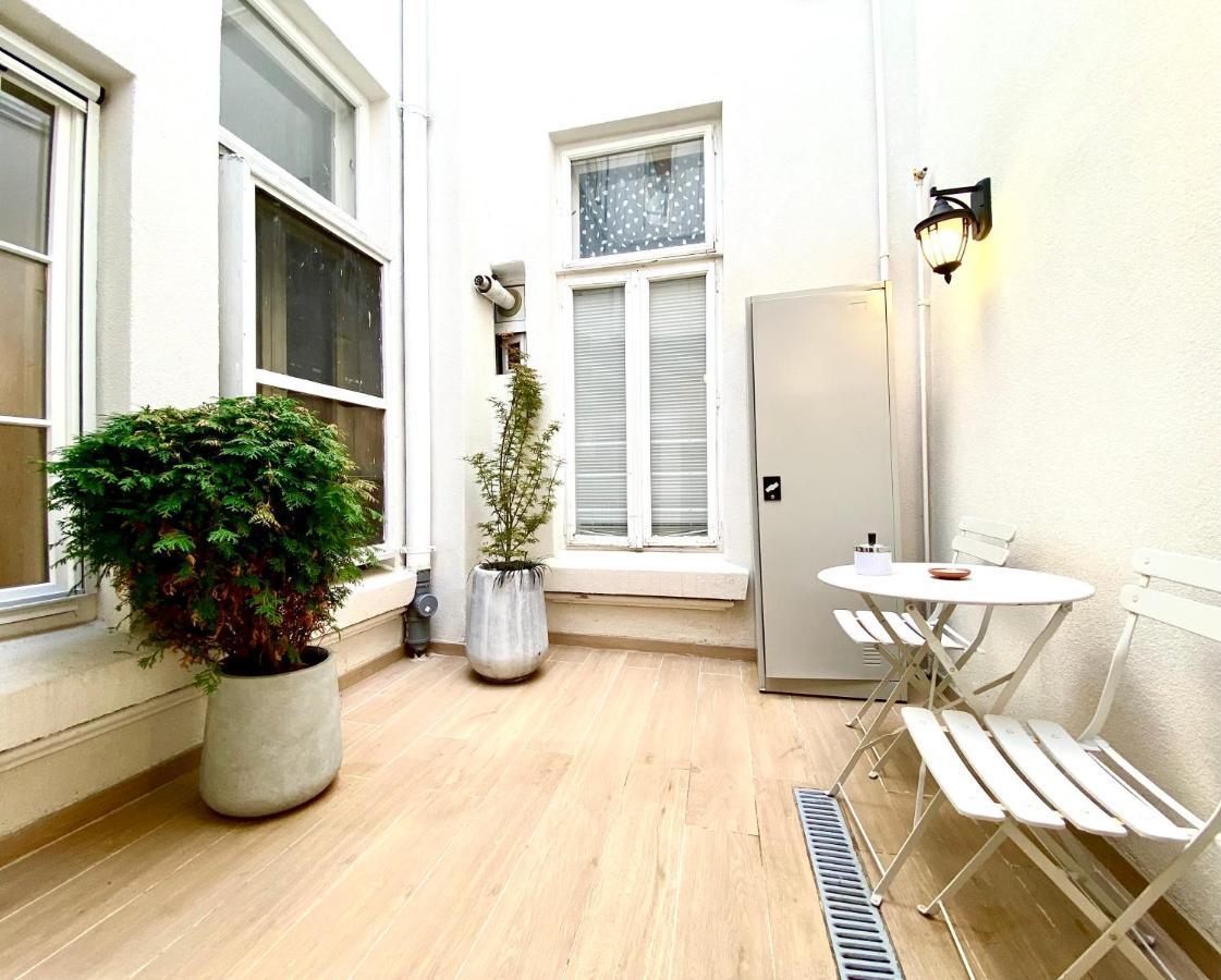 10 Council Square Apartment Брашов Екстериор снимка